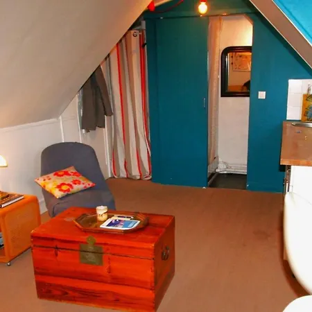 Apartment Nice Studio With Sea View In